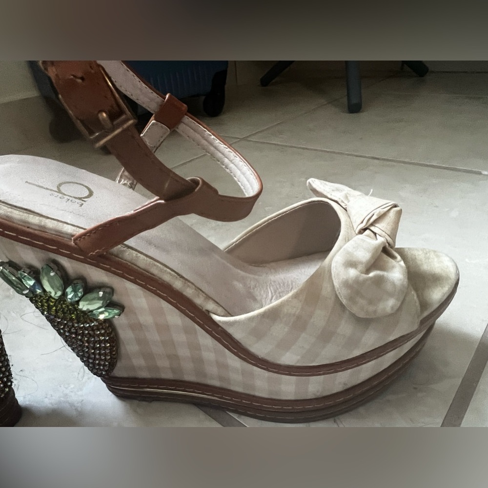 Nude Gingham Platform with Pineapple Bling Detail